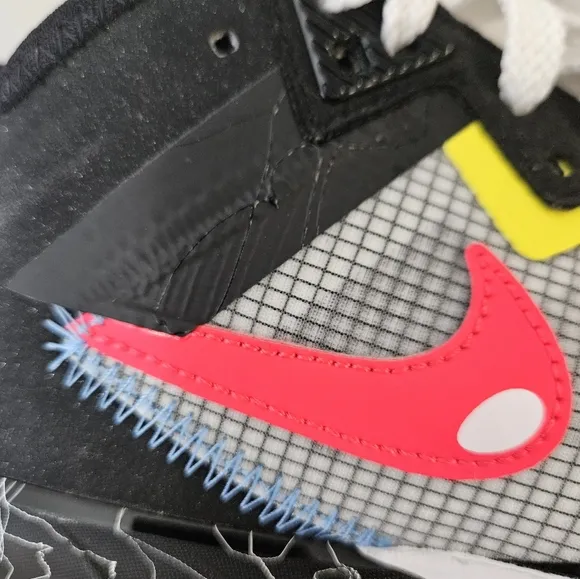 LeBron XV111 Low Nike, 8 Men's, White/ Bright  Crimson- Black
