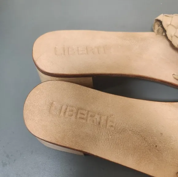 Liberte Santorini Woven leather block heel sandals Tan Cream Sz 11