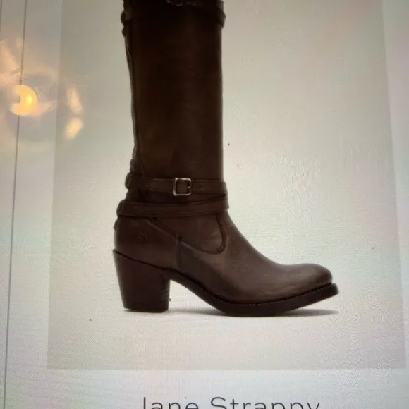 Like new Frye boots 5.5 new no box