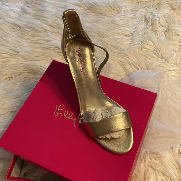 Lilly Pulitzer Embellished Amber Lynn Sandals size 9 brand new with box