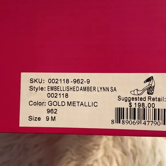 Lilly Pulitzer Embellished Amber Lynn Sandals size 9 brand new with box