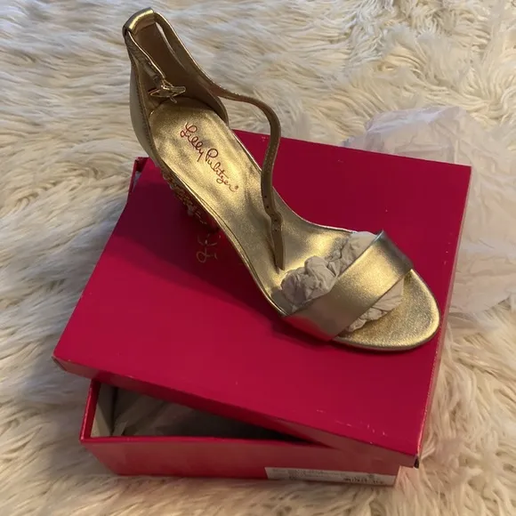 Lilly Pulitzer Embellished Amber Lynn Sandals size 9 brand new with box