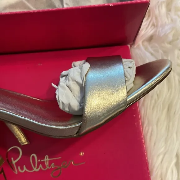 Lilly Pulitzer Embellished Amber Lynn Sandals size 9 brand new with box