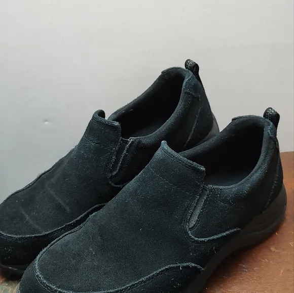 L.L. Bean black suede slip on Men's Shoes Size 10.5