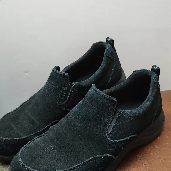 L.L. Bean black suede slip on Men's Shoes Size 10.5