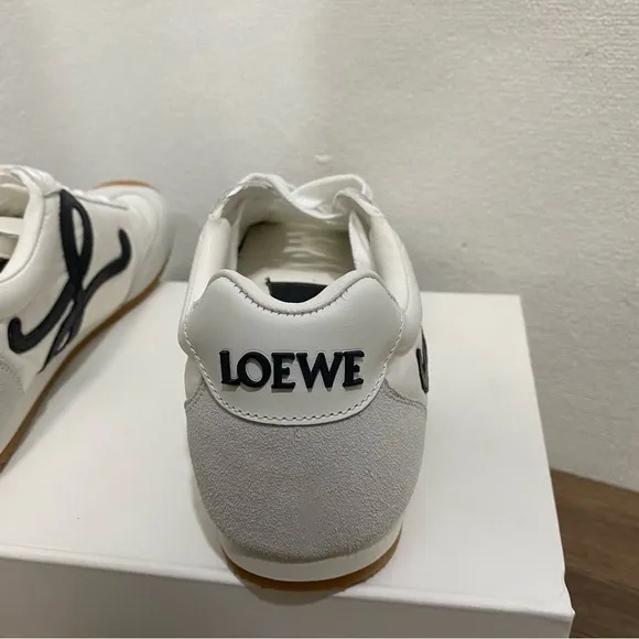 Loewe Flow Runner Sneakers🌸