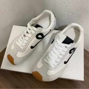 Loewe Flow Runner Sneakers🌸