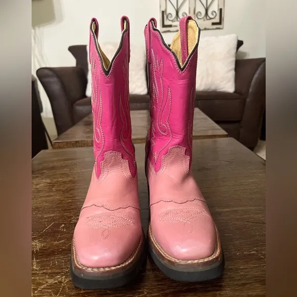 Loop‎ Acme Cowgirl Two Toned Pink Boots Size 6