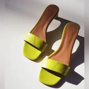 LOQ Nona Sandals