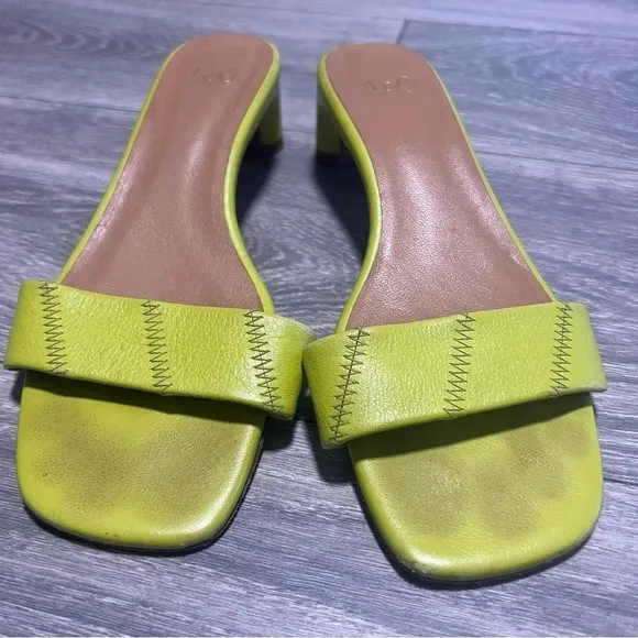 LOQ Nona Sandals