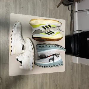 Lot of 3 running shoes