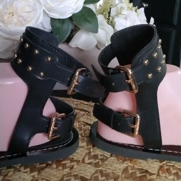 Louis Vuitton Women's Brown Sandals