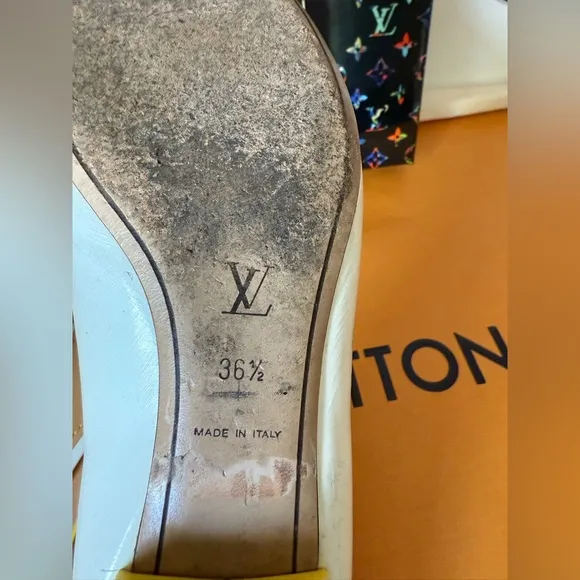 Louis Vuitton Women's White Leather Floral Ballet Flats