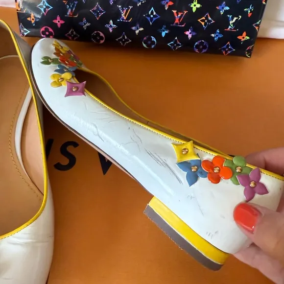 Louis Vuitton Women's White Leather Floral Ballet Flats