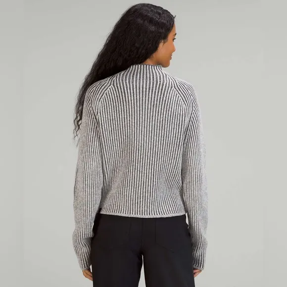 Lululemon Cotton-Cashmere Blend Mock Neck Sweater 8