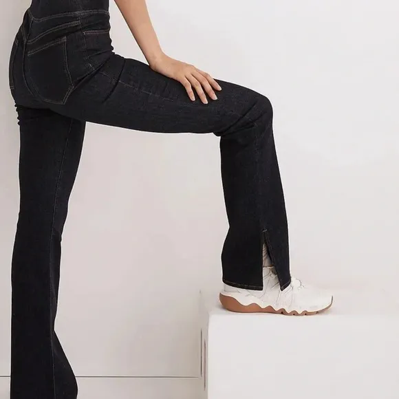 Madewell Pull-On Skinny Flare Jeans in Havenley Wash vintage style high rise