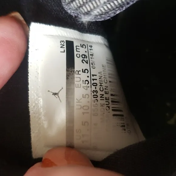 Man's sneakers size 11.5 used