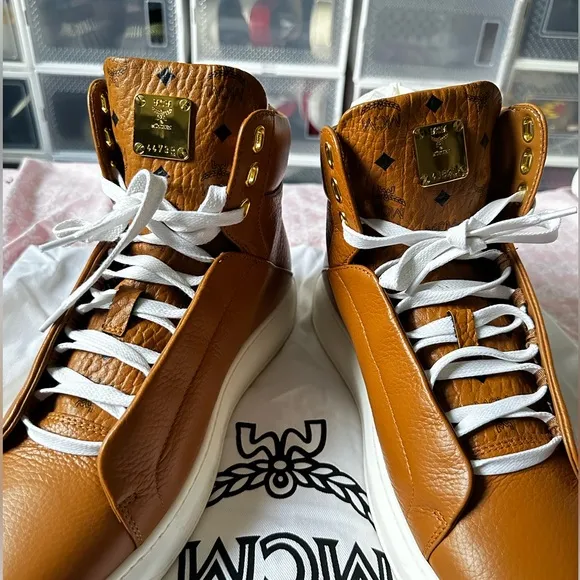 MCM DESIGNER SNEAKERS SZ 41