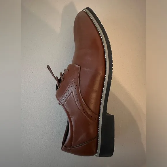 Men Pertorated Detail Lace up Front Dress Shoes Business Derby Shoes For Outdoor