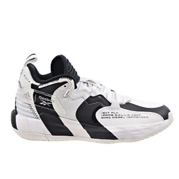 Mens adidas sneakers. Size 8