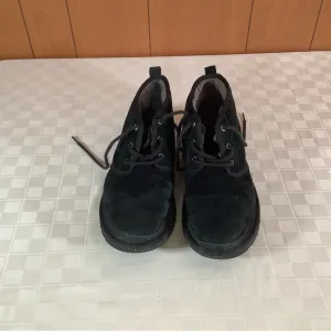 Men’s black UGG boots size 11