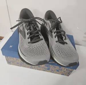 Mens Brooks Gray And Black Trace 3 Running Shoes!