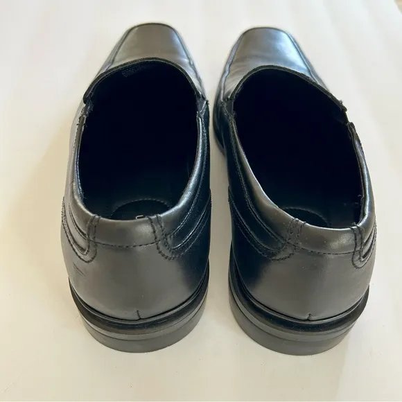 Men’s Calvin Klein Babe black slip on dress shoes SZ 11 PREPPY