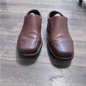 Men's Clark’s Brown Leather Slip On Shoes SZ 9.5