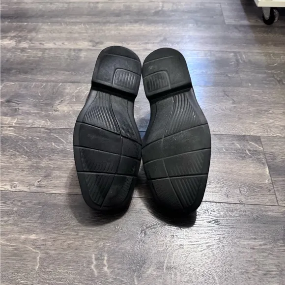 Men's Clark’s Brown Leather Slip On Shoes SZ 9.5