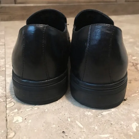 Men’s dress shoes 12M Bostonian in Black