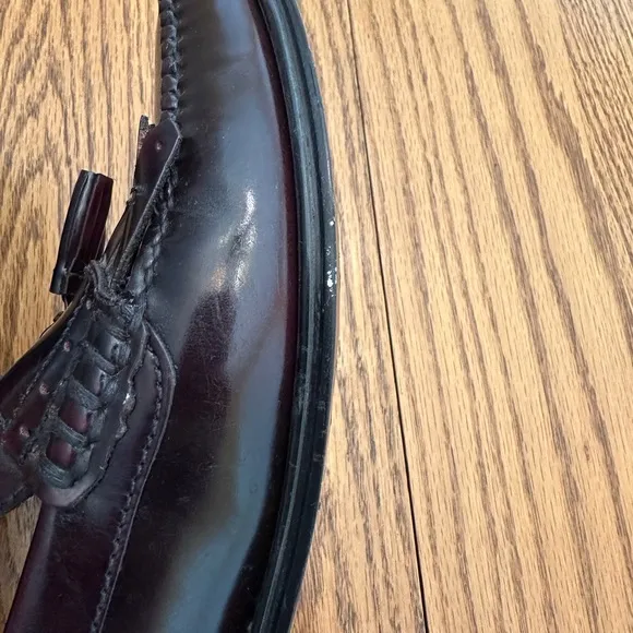 Men’s New Bass Weejuns Classic Black double Tassel Loafers.