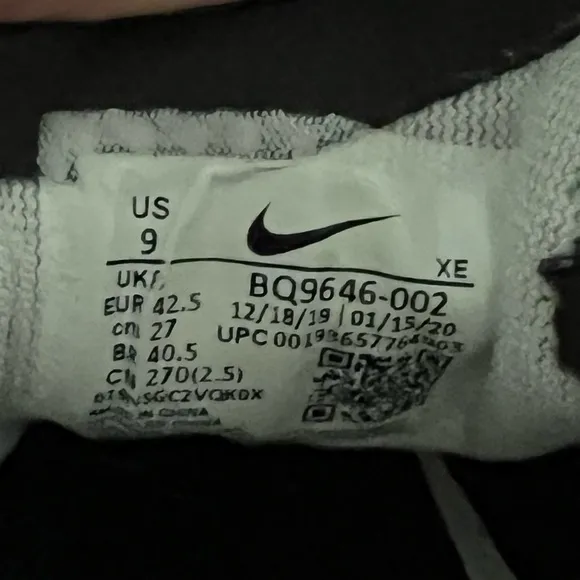 Men’s Nike Air Zoom Pegasus 37 Size 9.
