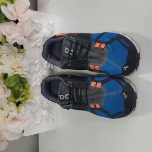 Men's on cloud running shoes sz 8.5