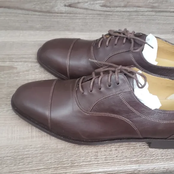 Men's Valentino brown dress shoes like new size 10.5