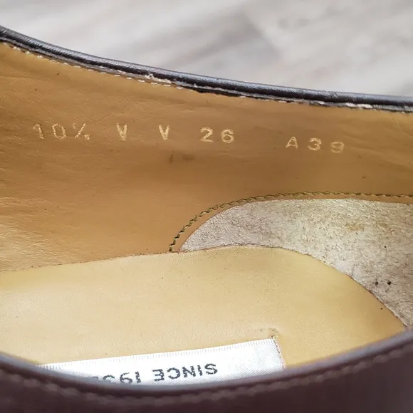 Men's Valentino brown dress shoes like new size 10.5