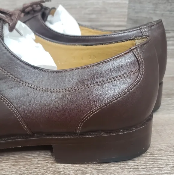 Men's Valentino brown dress shoes like new size 10.5