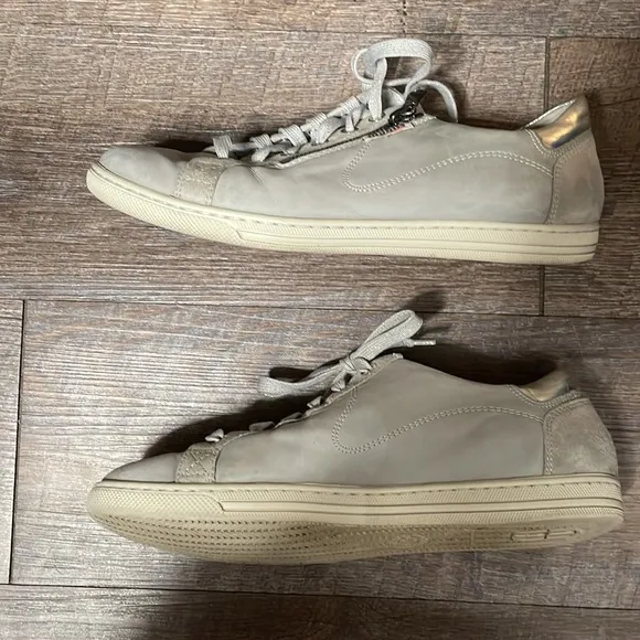 MEPHISTO MOBILS LEATHER SNEAKERS
