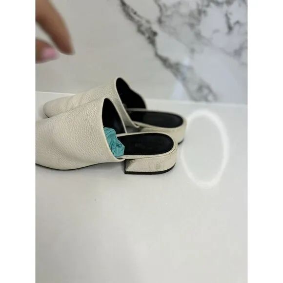 Mercedes Castillo Womens 7 Zaira Pebbled Leather Slip On Mules Flats Shoe​​​​