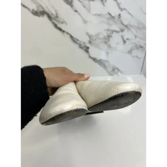 Mercedes Castillo Womens 7 Zaira Pebbled Leather Slip On Mules Flats Shoe​​​​