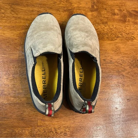Merrell women’s Jungle Moc Taupe slip on shoes size 8