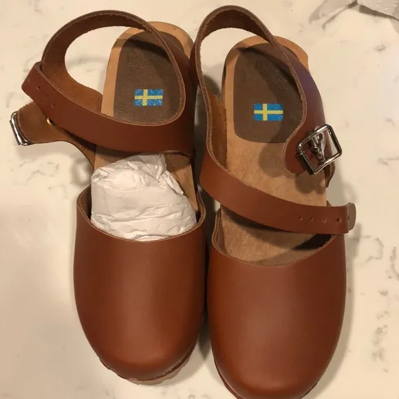 MIA Abba clogs / sandals NEW