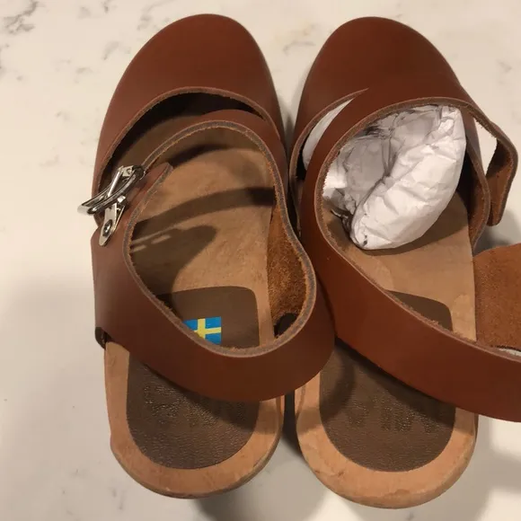 MIA Abba clogs / sandals NEW