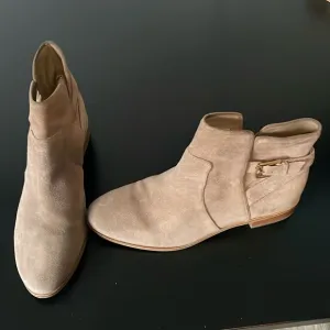 Michael Kors ankle boot