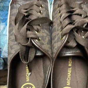Michael Kors Brown Leather Sneakers with Textured Finish - unisex