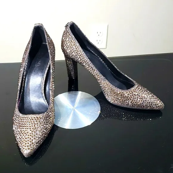 Michael Kors Dorothy Shinestone Pumps Women's Heels shoes Size 6M PV19E