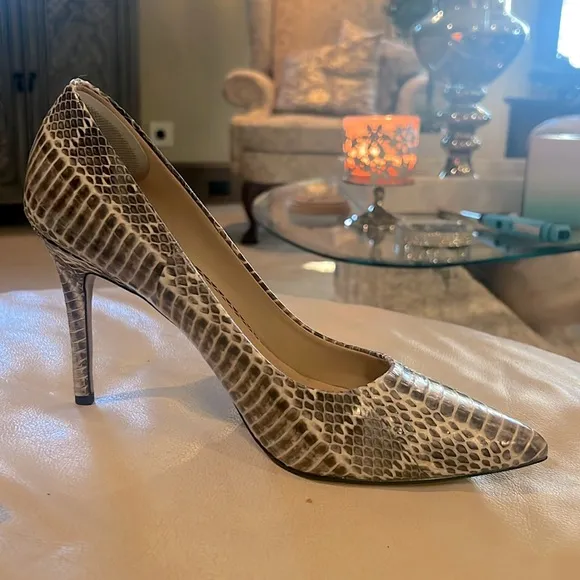 Michael Kors, genuine snake skin Leather, stiletto shoes 9.5M