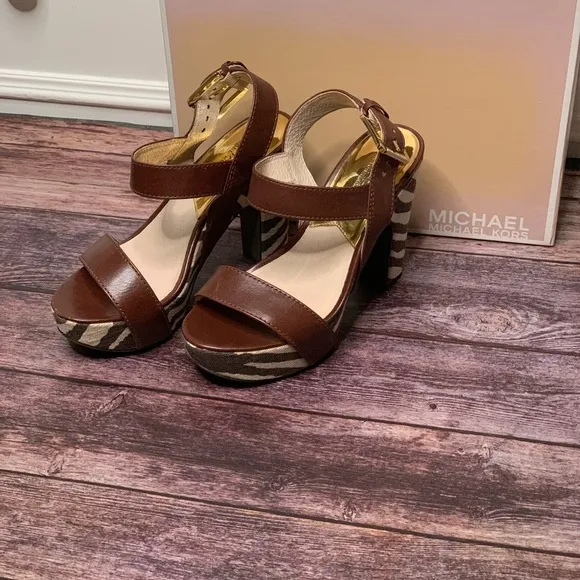 Michael Kors: Ivana Animal Print Sandal