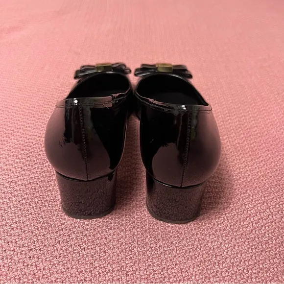 Michael Kors Patent Leather Heels size 7.5 Caroline Mid Pump Shoes