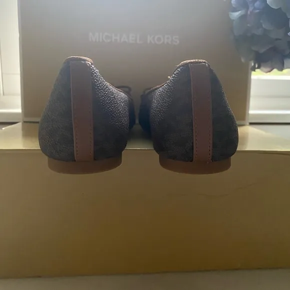 Michael Kors Signature Print Gale Flats, Size 6, Color: Brown