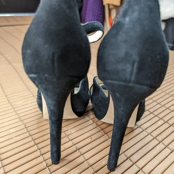 Michael Kors women's black suede platform sandals sz 5.5M. 5&quot; heels. 271pm